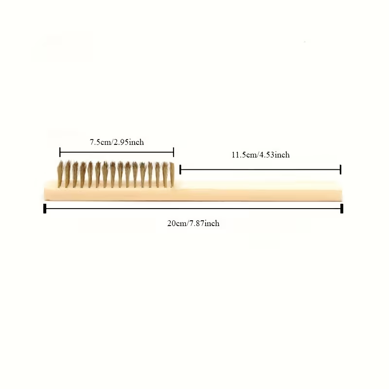 This 4-piece set can reach stubborn stains and is suitable for kitchens and bathrooms.